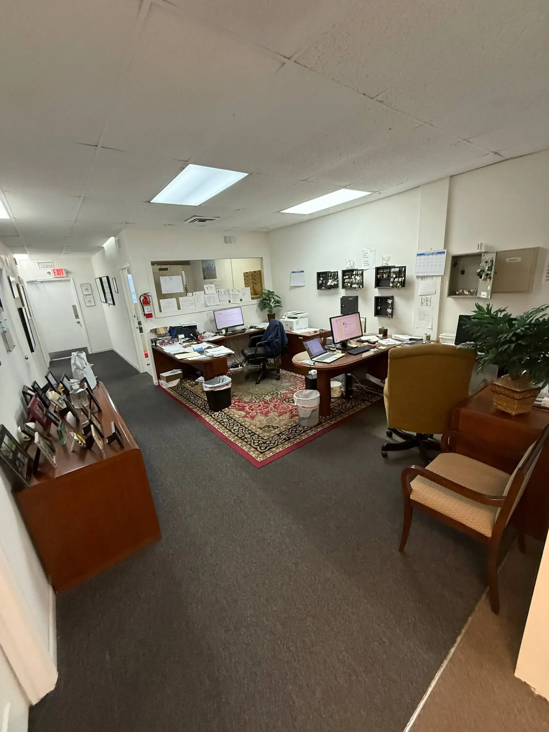 Commercial cleaning team in Florida